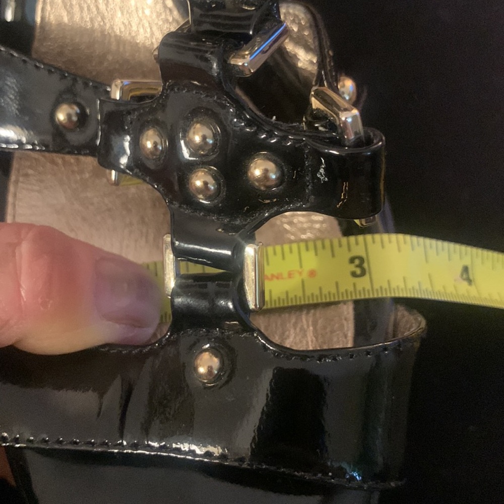 SOFFT BLACK PATENT LEATHER PLATFORM CAGE GLADIATOR SANDALS GOLD STUDS - Picture 14 of 16